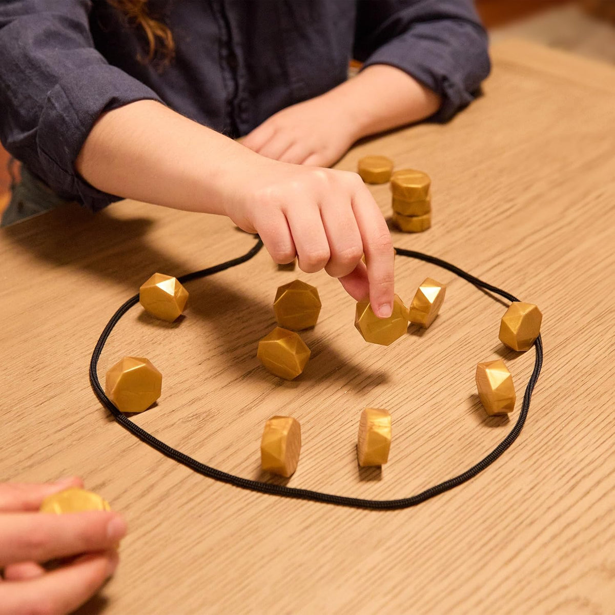 THE MAGNET GAME THAT DESTROYS FRIENDSHIPS