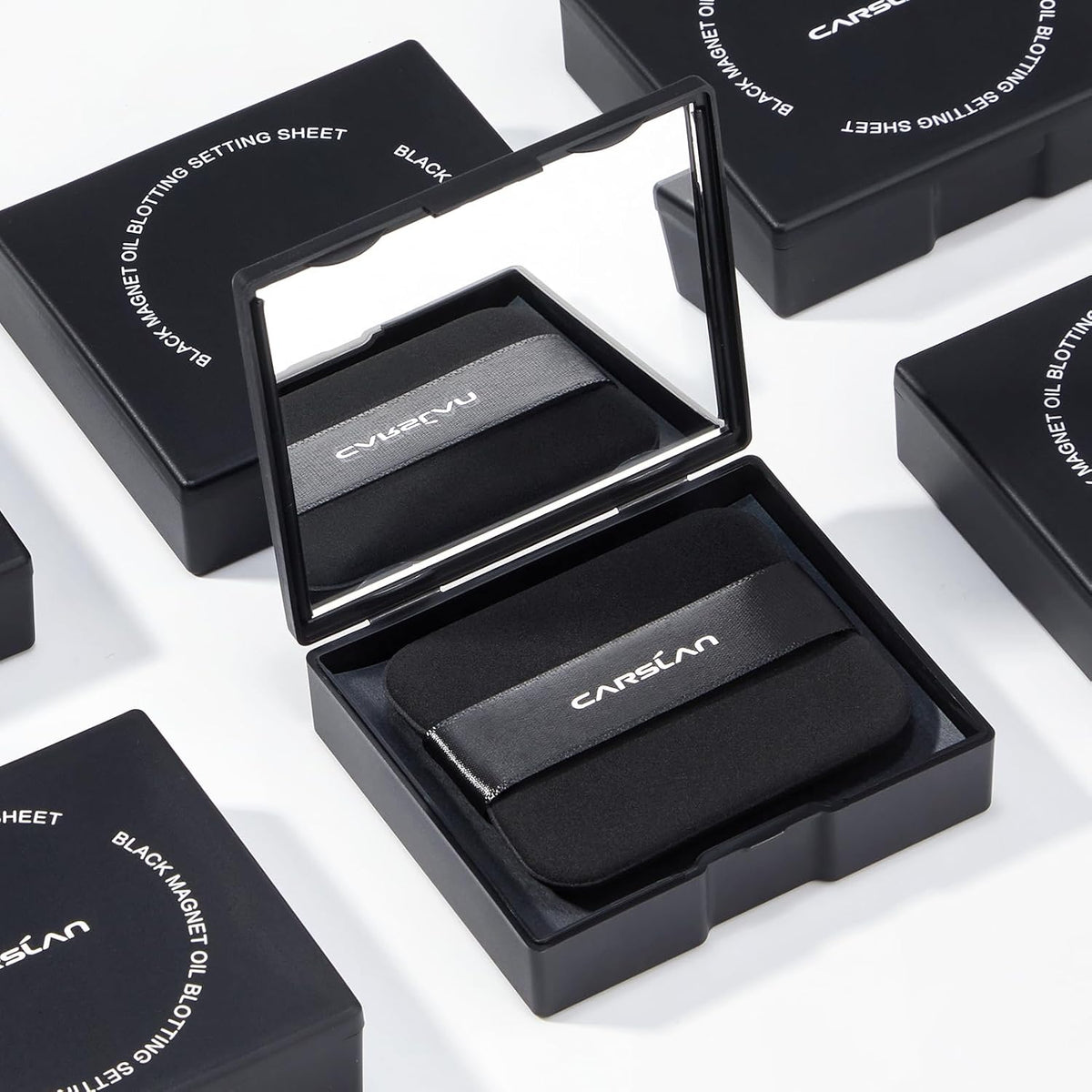 Instant Matte, Fresh Touch: The 2-in-1 Oil Blot & Set Solution
